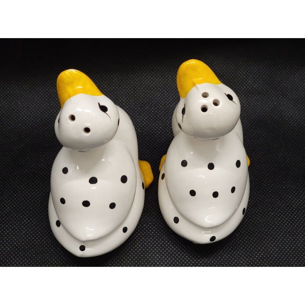 Vintage 3" White Ducks w/ Black Spots Salt and Pepper Shaker Set - Picture 2 of 3